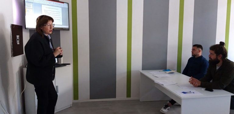 Read more about the article U četvrtak radionica “Izrada biznis plana” u okviru programa  podrške marginalizirnoj grupi žena
